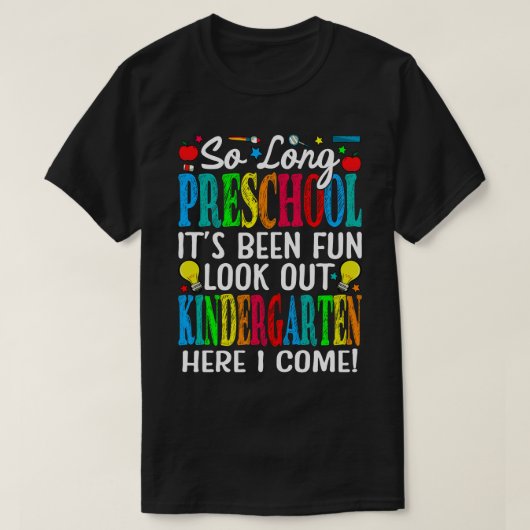 長い幼稚園おもしろい幼稚園の外を見て Tシャツ (デザイン正面)