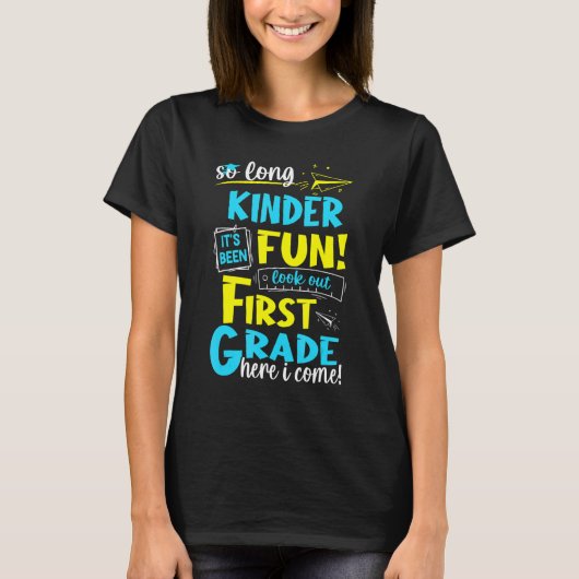長い幼稚園1年生ここに小学来生 Tシャツ (正面)