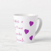 長い時間、古い友人のマグカップ カフェラテマグ (右アングル)