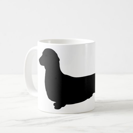 長い毛のダックスフントの陶磁器のマグ コーヒーマグカップ (正面左)