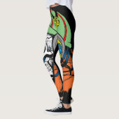 長い毛、緑の帽子およびヘッドホーンが付いているスカル レギンス (左)