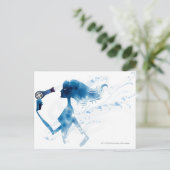 長い髪を乾吹燥させる女性の側面 ポストカード (スタンド正面)