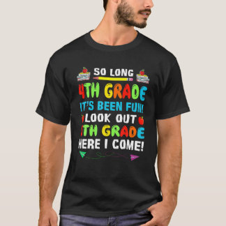 長い4年生ここで5年生を見て来る Tシャツ