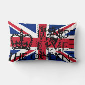 長く女王の枕は住んでいます ランバークッション (裏面)