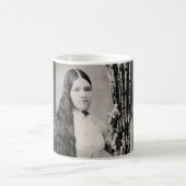 長ビクトリアン髪の人 コーヒーマグカップ (中央)