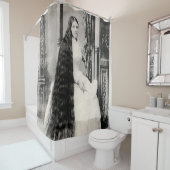 長ビクトリアン髪の人 シャワーカーテン (インサイチュ)