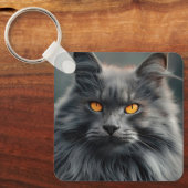 長毛威厳のある猫ポートレートデザイン キーホルダー (正面)