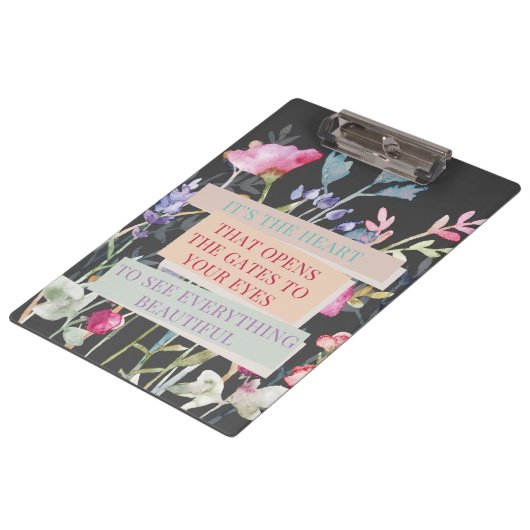 門を開けるハートフローラ園 クリップボード (アングル)