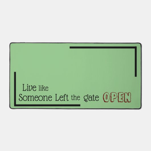 「門を開け離れて人のように生きる」の句 デスクマット (正面)