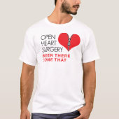 開いたハート手術が行われた Tシャツ (正面)