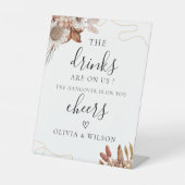 開いたバーの看板、飲み物は私たち結婚の 台座サイン (正面)