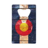 開いた素朴な木製のデンバーコロラド州の旗カードボトル クレジットカード栓抜き (正面)