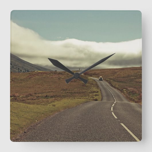 開いた道 スクエア壁時計 (正面)