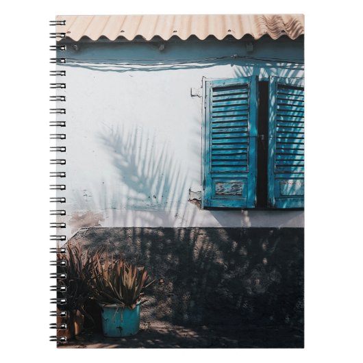 開いた青いルーバー窓 ノートブック (正面)