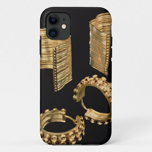 開いた面付きのブレスレット2つとイヤリング1組 Case-Mate iPhoneケース (裏面)