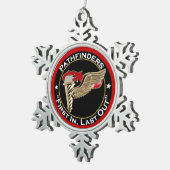 開拓者のモットー スノーフレークピューターオーナメント (右)