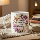 開花が植えられているマグカップ コーヒーマグカップ