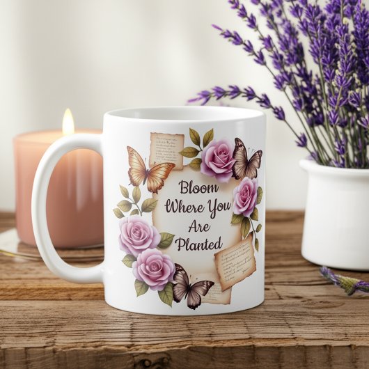 開花が植えられているマグカップ コーヒーマグカップ