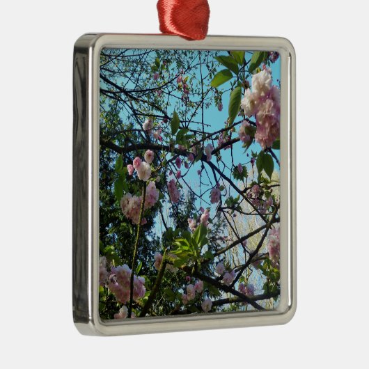 開花さくらんぼ、花、自然、ピンクの花 メタルオーナメント (右)