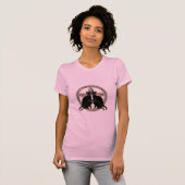 開花した五芒星の黒猫のWiccaの魔法のTシャツ Tシャツ (正面フル)