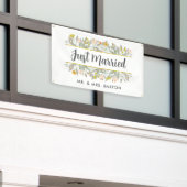 開花たった今結婚しましたカーバナー 横断幕 (ビルの外側)