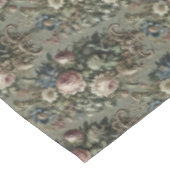 開花の下に何が – Gothic Med Pattern テーブルクロス (アングル)