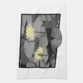 開花の枠を超える キッチンタオル (縦)