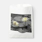 開花の枠を超える フェイバーバッグ (正面)