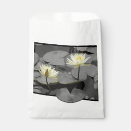 開花の枠を超える フェイバーバッグ