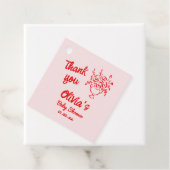 開花シャワーにおける手描き赤フローラブーケベビー フェイバータグ (インサイチュ)