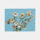 開花ドッグウッドツリーブランチ フリースブランケット (正面(横))