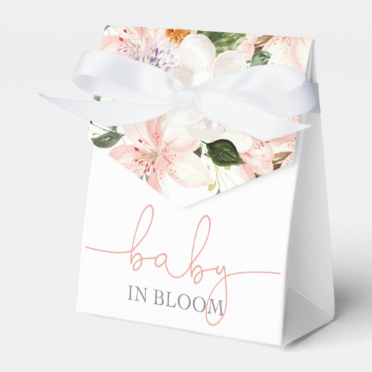 開花ピンクの白フローラのベビー フェイバーボックス (正面サイド)