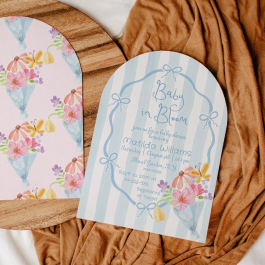 開花ブルーお洒落とピンクの赤ちゃんシャワーのベビー 招待状