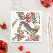 開花樹の上に灰色のキングバードオードボンバード スタンダードランチョンナプキン (インサイチュ)