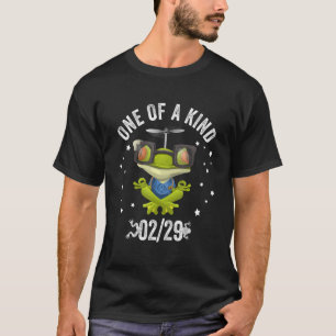 閏年誕生日おもしろいシャツA種0229 Tシャツ