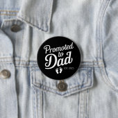 間もなくパパEst 2025におもしろい昇格してパパ 缶バッジ (インサイチュ)