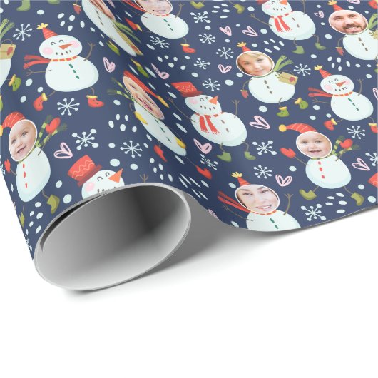 間抜けな雪だるまの顔の写真の休日の包装紙 ラッピングペーパー (ロールコーナー)