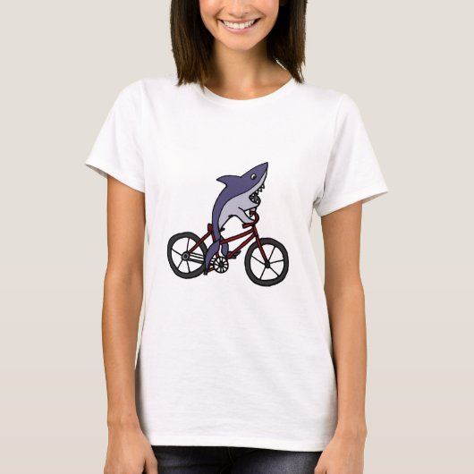 間抜けな鮫の乗馬の自転車の漫画 Tシャツ (正面)