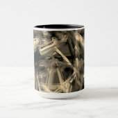 間違ったブラシストロークで汚れた曲がった正方形 マグカップ (中央)