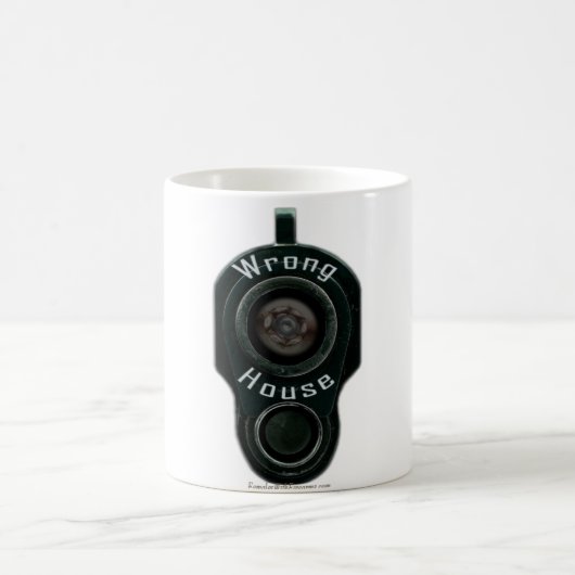 間違った家のガンバレルの第2修正のマグ コーヒーマグカップ (中央)