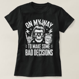 間違った決断への道 Funny Graphic T-Shirt Tシャツ
