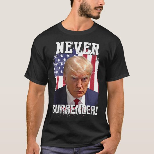 降伏トランプ米国国旗2024 Tシャツ (正面)
