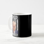 降伏トランプ・マグショット2024アメリカ国旗の女性 コーヒーマグカップ (正面左)