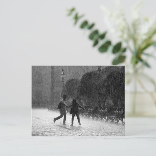 降雨 ポストカード (スタンド正面)