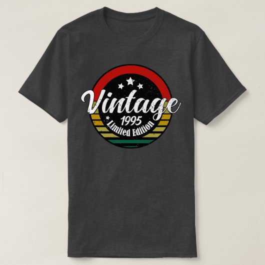 限定版ヴィンテージ1995誕生日28th Birthda Tシャツ (デザイン正面)
