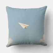 限界を超えて舞い上がる クッション (裏面)