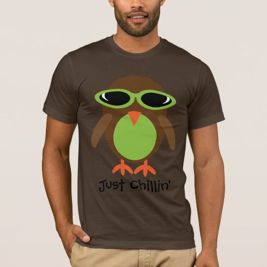 陰を持つちょうどChillinのフクロウ Tシャツ (正面)