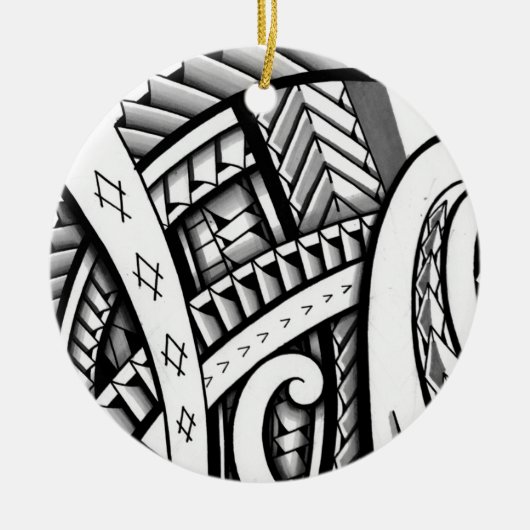 陰影の元のマオリの種族の入れ墨のデザイン セラミックオーナメント (正面)