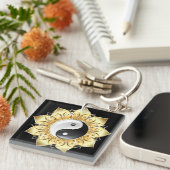 陰陽と金ゴールドロータス花びら キーホルダー (正面右)