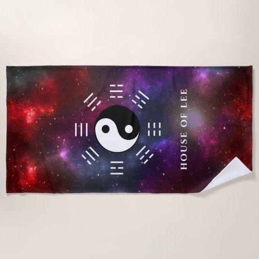 陰陽とBaguaトリグラムシンボルI-Ching ビーチタオル (正面)